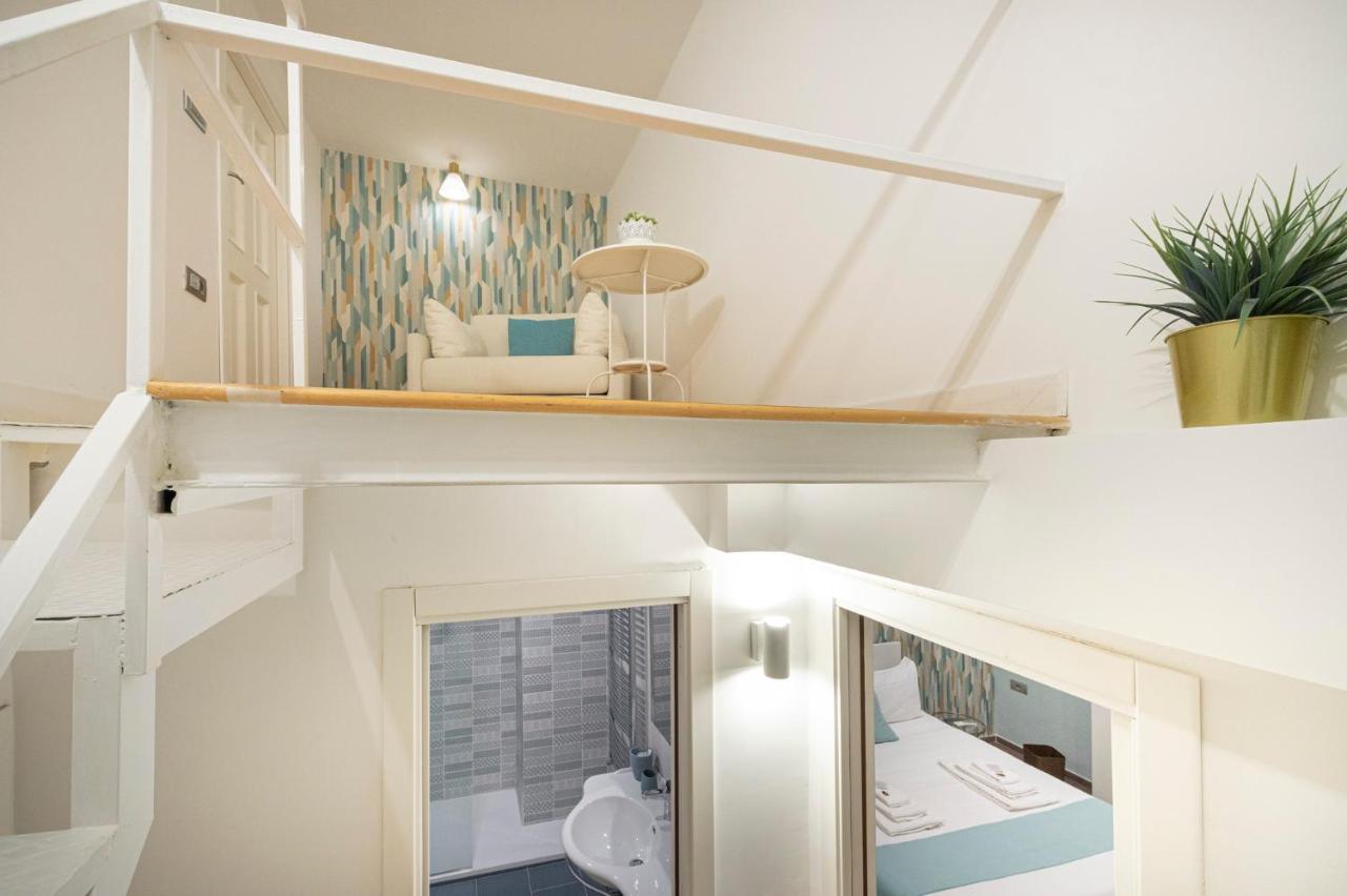 Domusvelata Bed & Breakfast เนเปิลส์ ภายนอก รูปภาพ
